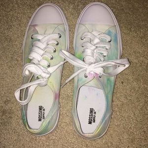 Women’s Size 8 Mossimo Hand Dyed Marble Shoes